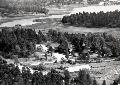 8 Gamla kyrkan I foergrunden Lindholms vaexthus 1964 Vaektarn